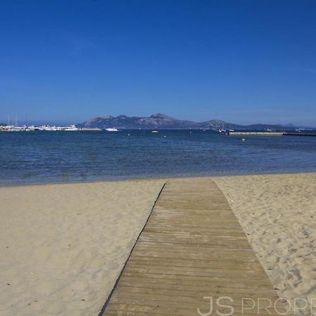 Seafront Ap Acuario Apartment Port de Pollenca Bagian luar foto