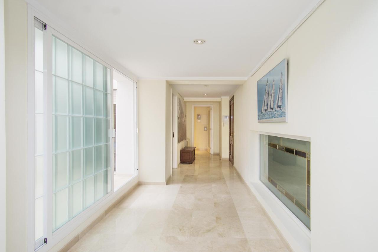 Seafront Ap Acuario Apartment Port de Pollenca Bagian luar foto